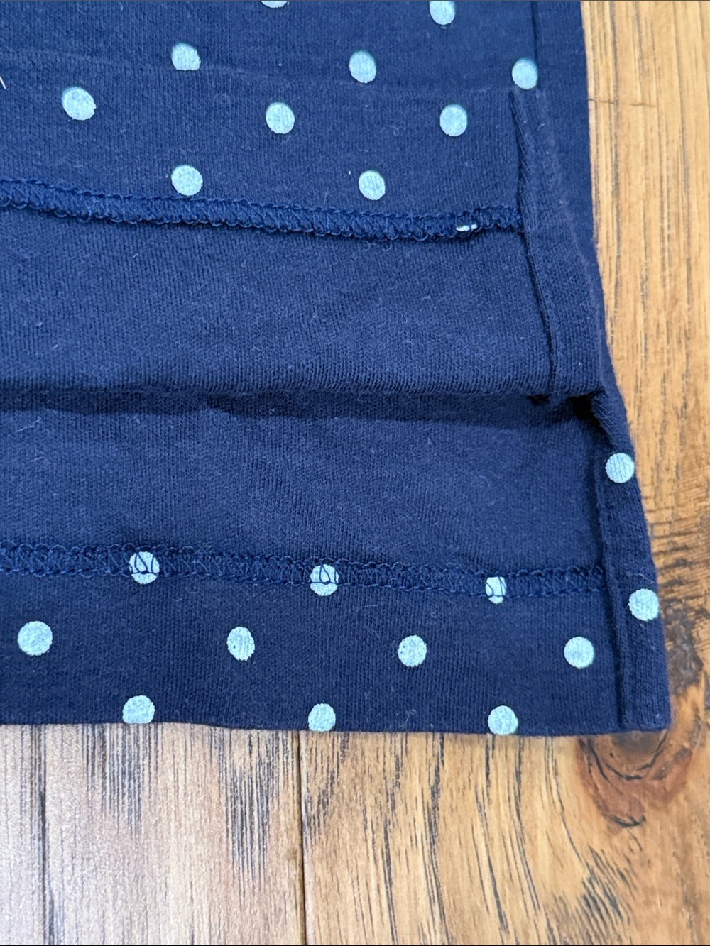 J. Crew Outfitters 80s/90s  Women’s Navy Blue Polka dot 100% cotton Crew T-shirt - Picture 4 of 5